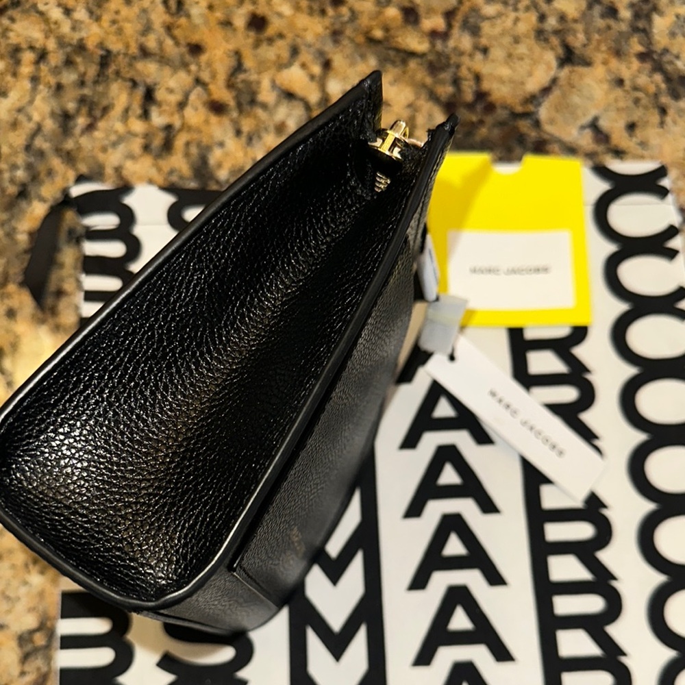 Marc Jacobs ❤️The Grind Leather Cosmetic Bag-NWT - Picture 11 of 13